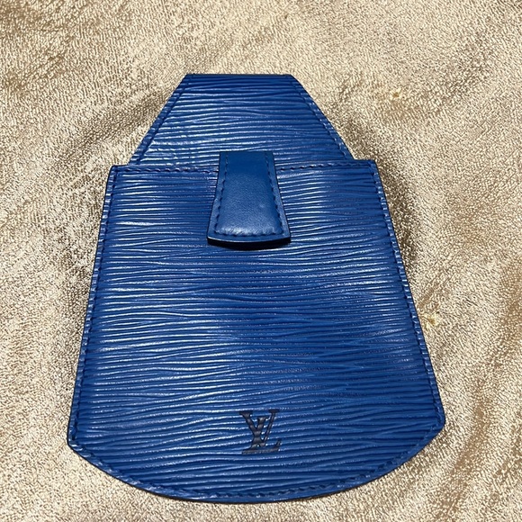 AUTHENTIC LOUIS VUITTON EPI TILSITT WAIST BAG - Picture 2 of 7